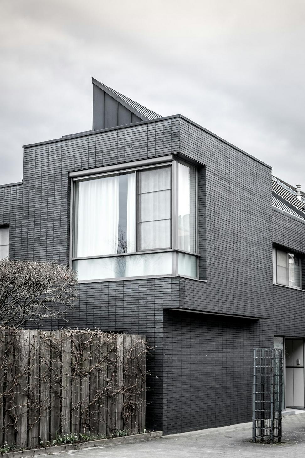 Ravine House Detail